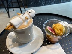 -HUG·拥抱咖啡(郑州宝龙广场店)
