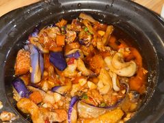 -黄记四更烤乳猪店