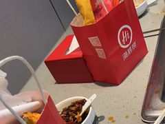 -海底捞火锅(杭州滨江九宜城店)