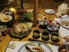 -三亚艾迪逊酒店·海滩烧烤 BARBACOA·现场乐队·浪漫晚餐·烧烤海鲜