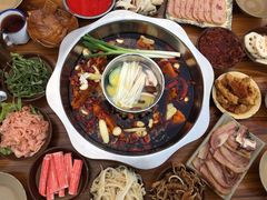 -周幺妹重庆老火锅(银泰城总店)