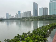 -万绿园