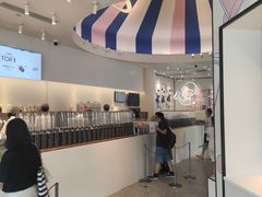 -喜茶(迪士尼小镇DP店)