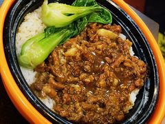 潮味卤肉煲仔饭-食味稻汕头小吃(方庄店)