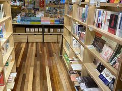-猫的天空之城概念书店(印象城购物中心店)