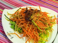 -香巴拉云南餐厅(华莱坞店)