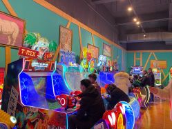 -嗨倍堂超级乐园(江南环球港店)