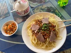 -许记驴肉黄面胡杨焖饼