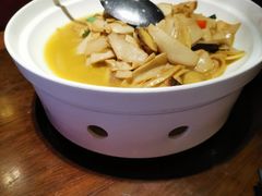 云朵野菌煲-味道云南·云朵山歌(东方都会广场店)