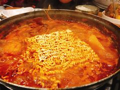 -喇喇排骨火锅·传统韩式脊骨汤(望京西园总店)
