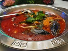 -茅台镇网红溶洞餐厅·茅帮菜馆
