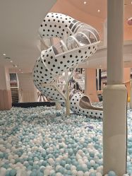 -奈尔宝家庭中心·亲子餐厅(鄞州万达店)