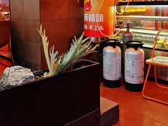 -何师烧烤·香辣蟹·川菜·30年老品牌(太古里旗舰店)