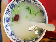 -大耳公曹氏驴肉包子铺(三八店)
