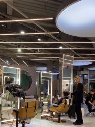 -PE SALON 