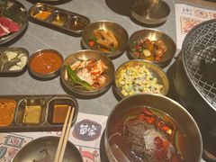 -草家酱蟹炭火烤肉店(珲春南路一店)