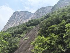 -鄣山大峡谷