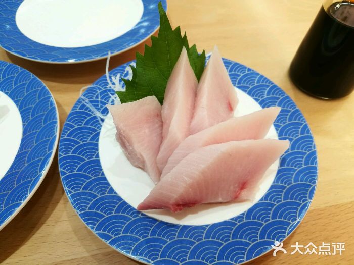 熊老板寿司鰤鱼刺身图片