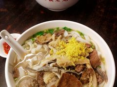 -潮镇老尾牛杂(环城西路店)