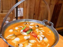 -老滇山寨•云南特色菜•地方菜•民族风情歌舞表演(金碧店)