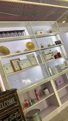 -PE SALON