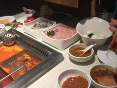 -海底捞火锅鲜切牛肉主题店(长寿路店)