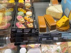 -星巴克(广州南站A18检票口楼上)