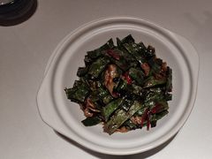 -八府香鸭·啫啫煲(华山路店)