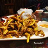 如果去的人少的话，点菜的时候量力而行吧