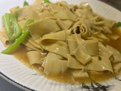 尖椒豆皮-金手勺东北菜(上庄店)