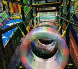 -反弹蹦床公园·亲子乐园·团建·派对(尚品奥莱店)