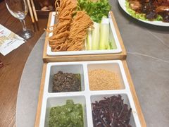 -魁盛居百年鲁菜馆(县西巷店)