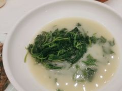 -五谷芳乳鸽王(海景店)