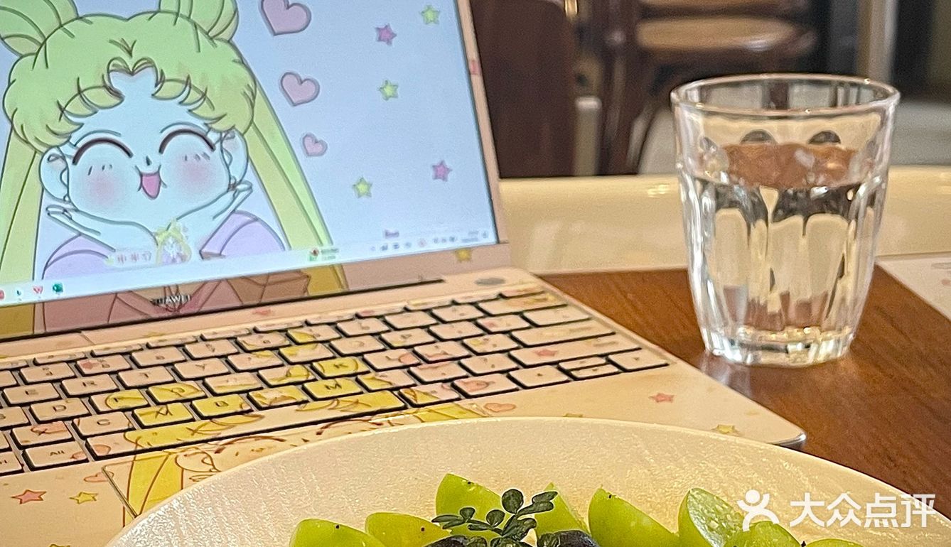吃下这盘漂亮的小花园💚🎀树莓酸奶碗好仙🫐