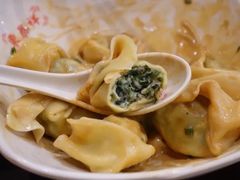 麻酱荠菜大馄饨-东泰祥生煎馆(陕西南路店)