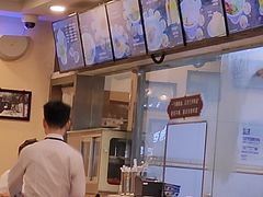 -陇兴楼兰州拉面(西安咸阳国际机场店)
