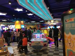 -LuckyStar幸运星家庭娱乐中心(东莞国贸店)
