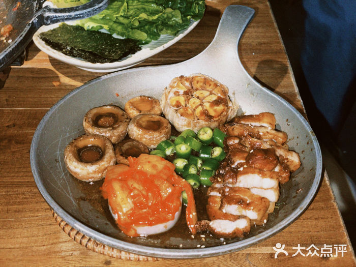 TAIFORKS 大福食堂·山葵烤肉料理·拌饭(宝安店)意式鳀鱼酱碳烤黑猪肉图片