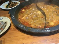 -火云天重庆火锅自助(中山路店)