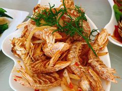 -覃记海鲜美食餐厅