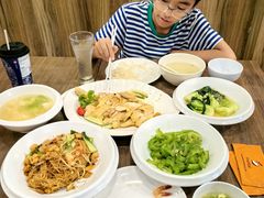 -五星海南鸡饭餐馆(东海岸路店)