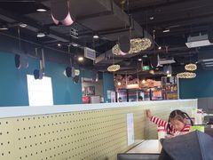 -巧克力渔家.小船海鲜胶东菜(万平口店)