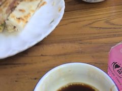 -溢心园香河肉饼总店