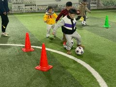 -飞梦少儿足球培训(塘桥校区)