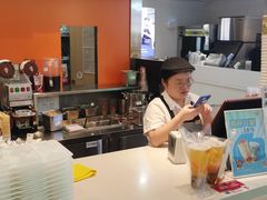 -CoCo都可(湖滨银泰店B区店)