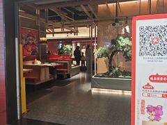 -芝小官毛肚火锅海鲜自助(苏州吴江区万宝店)