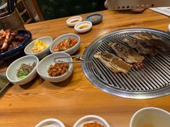 -草家酱蟹炭火烤肉店(珲春南路一店)
