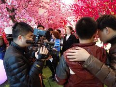 闹花灯-万隆广场(昆仑大街店)