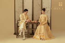 -至臻微拉婚纱摄影