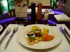 第一盘-咖啡苑自助餐厅·中国大饭店